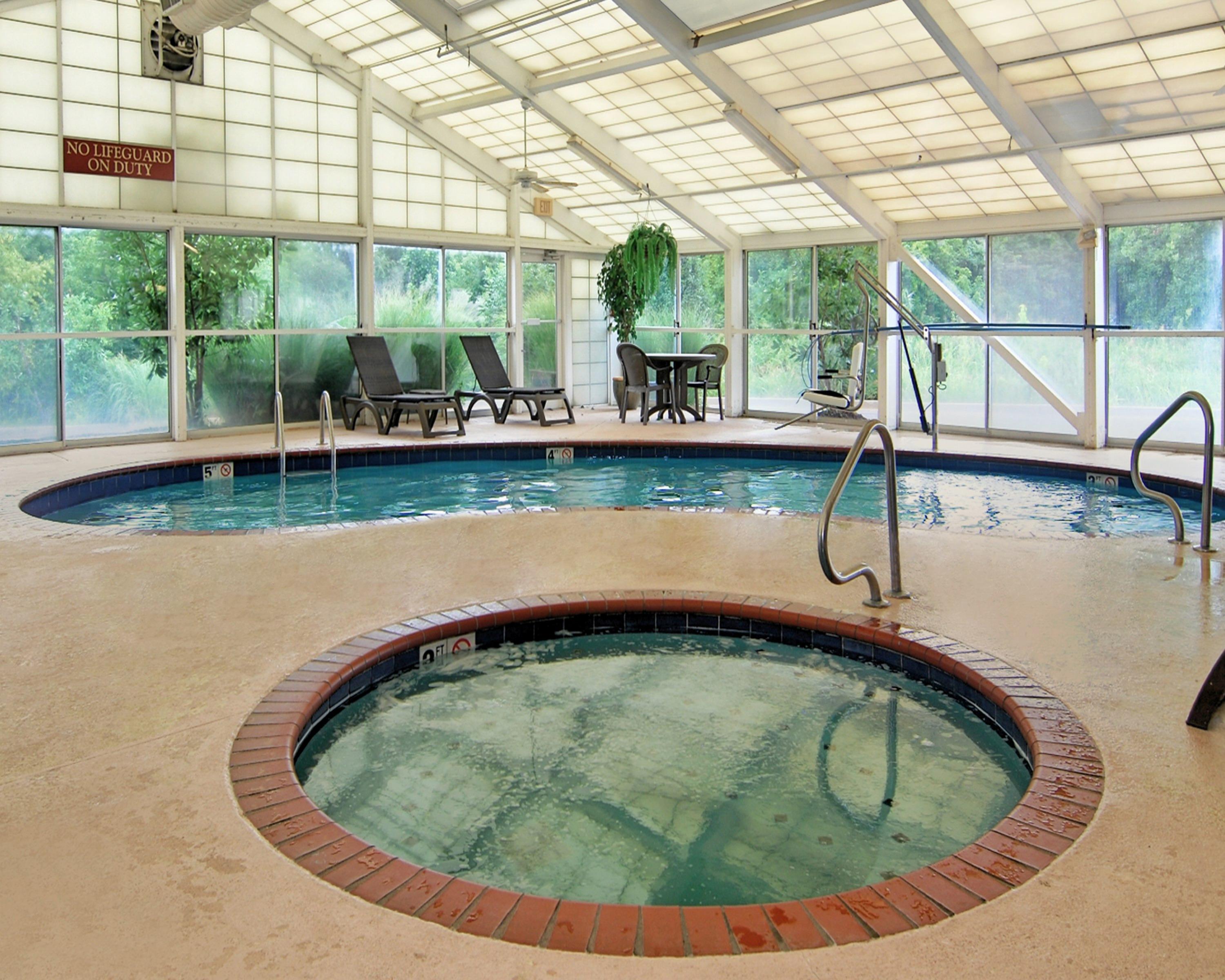 La Quinta Inn & Suites By Wyndham Memphis I-240 Ngoại thất bức ảnh