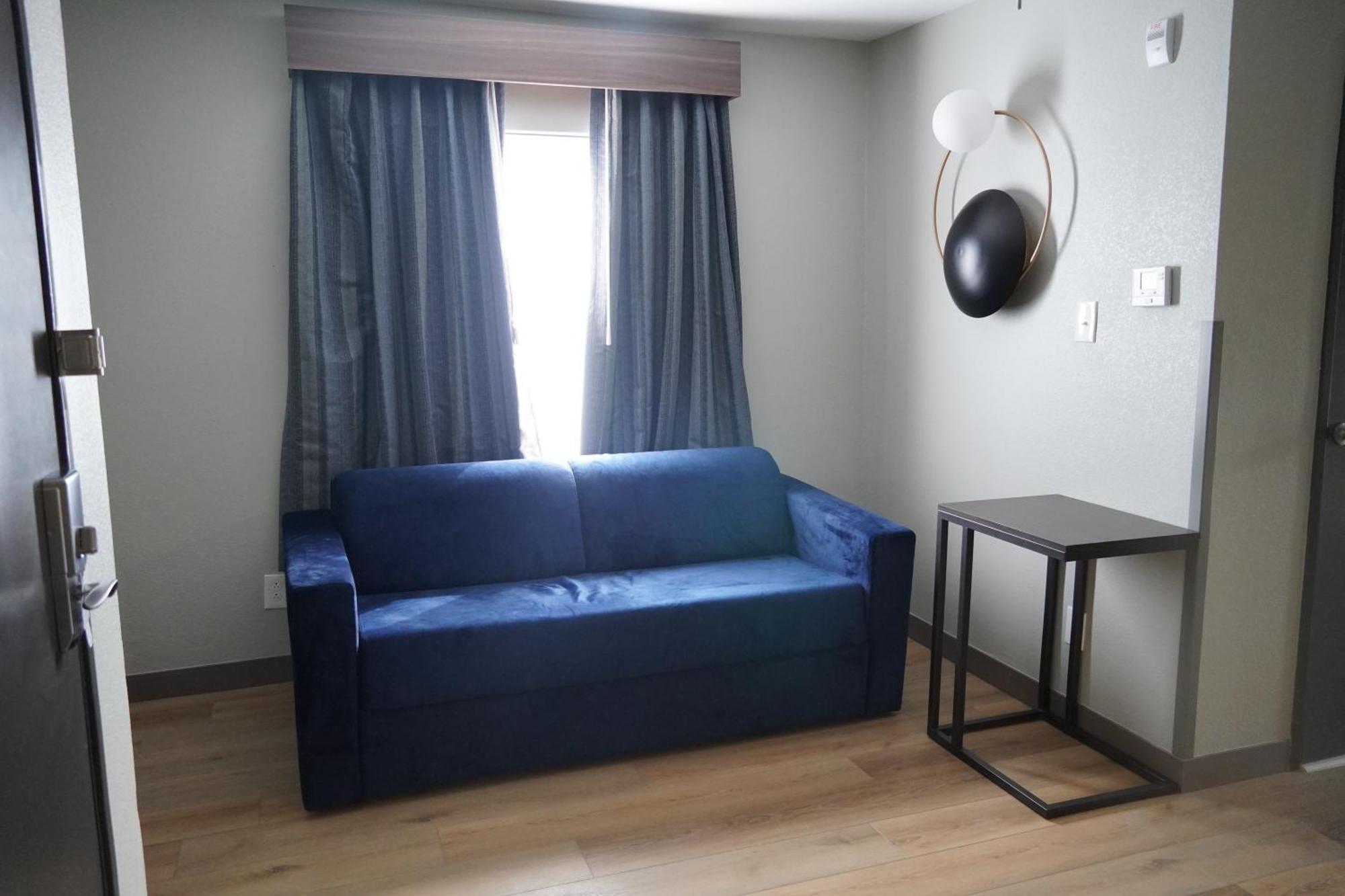 La Quinta Inn & Suites By Wyndham Memphis I-240 Ngoại thất bức ảnh